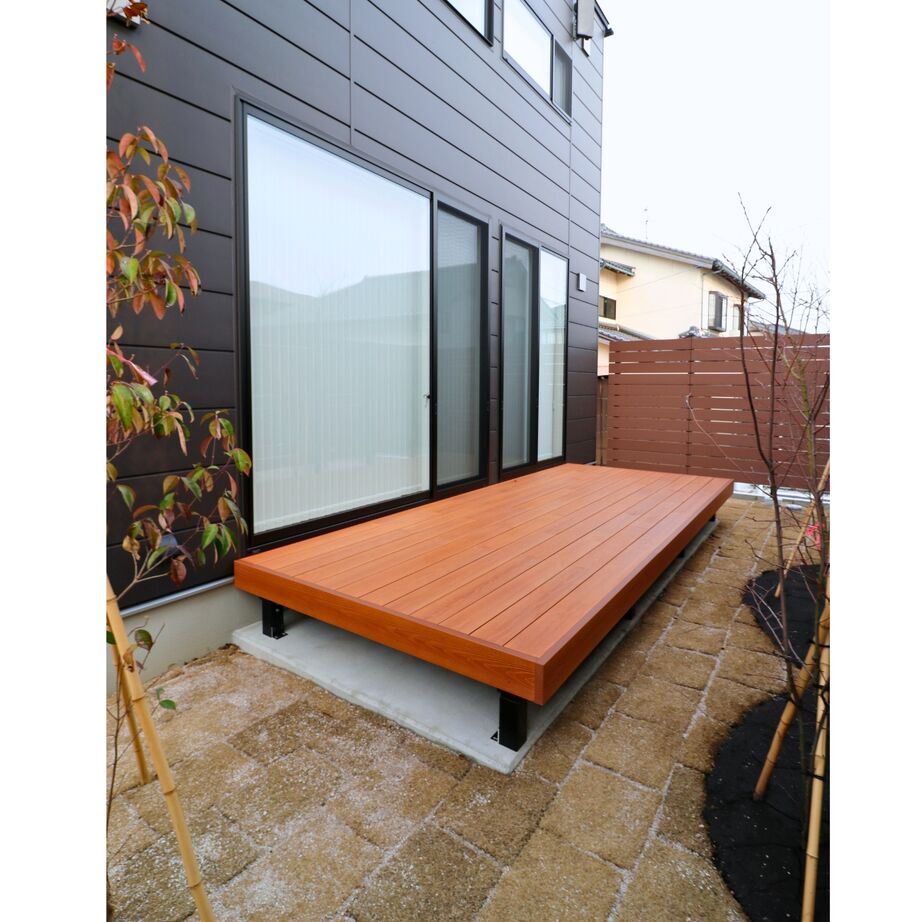 CLAVIS 【2000万円台／間取り図あり／約32坪の家】ブラック×金属サイディング／吹き抜けとお庭のあるモダンなお家の建築実例画像9