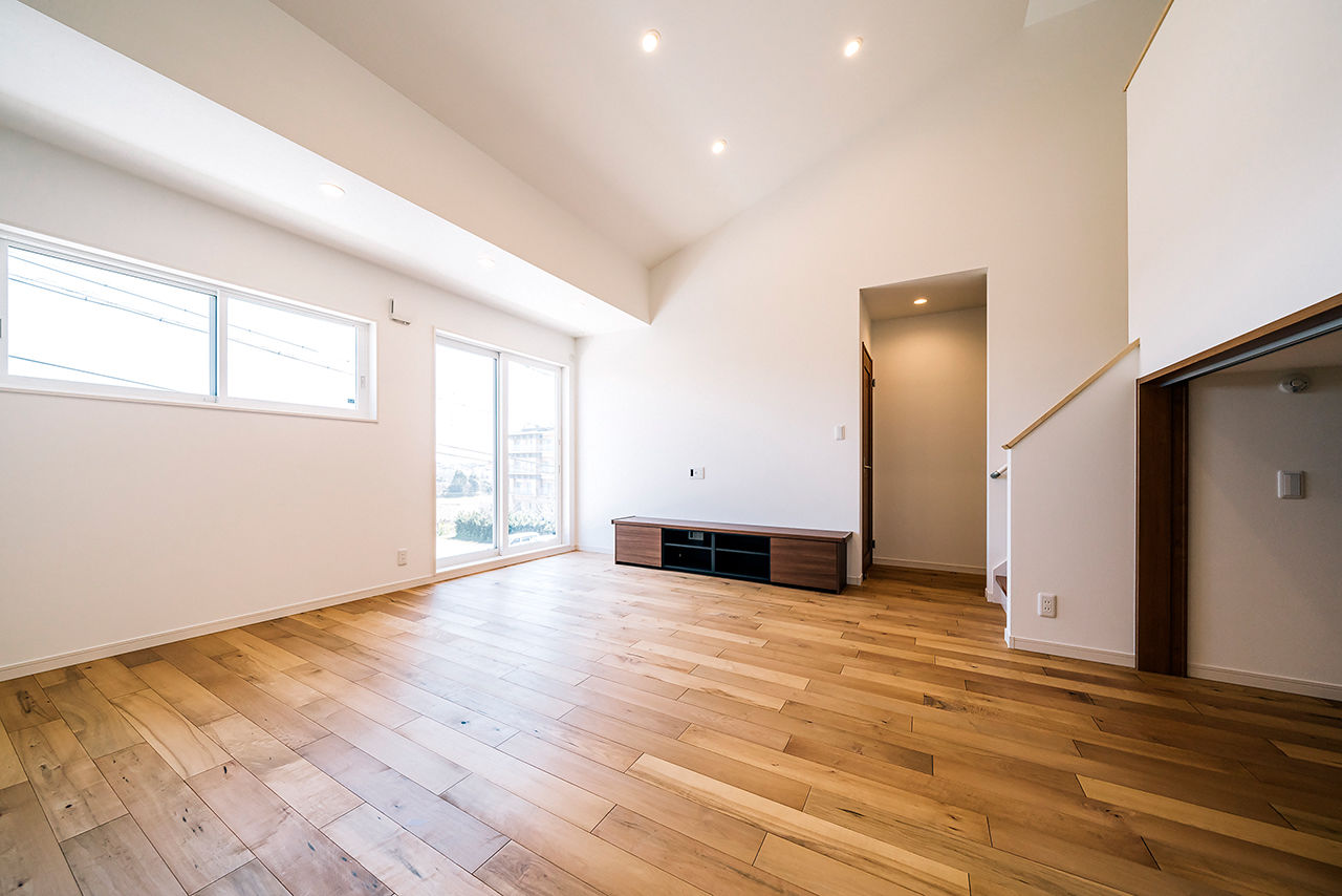 タスク（ユニバーサルホーム半田店） 【半田市｜1000万円台｜平屋｜間取り図有】地熱床暖房の快適性にゾッコン！＋α空間有スキップフロアの平屋の建築実例画像2