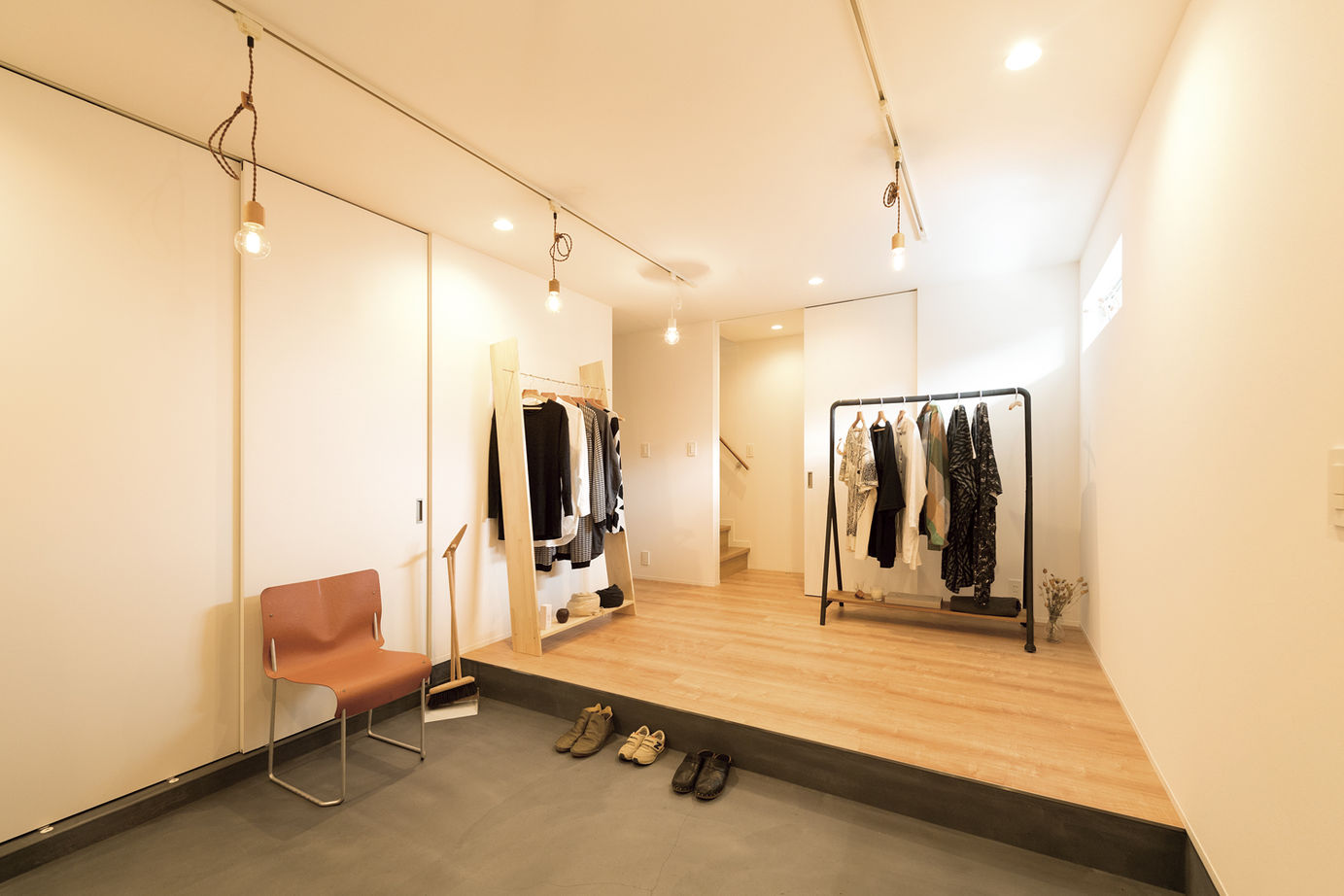 シーキューブ 《八尾市：1500～2000万円台》敷地約19坪で叶えた大空間に木と緑が映える家の建築実例画像7