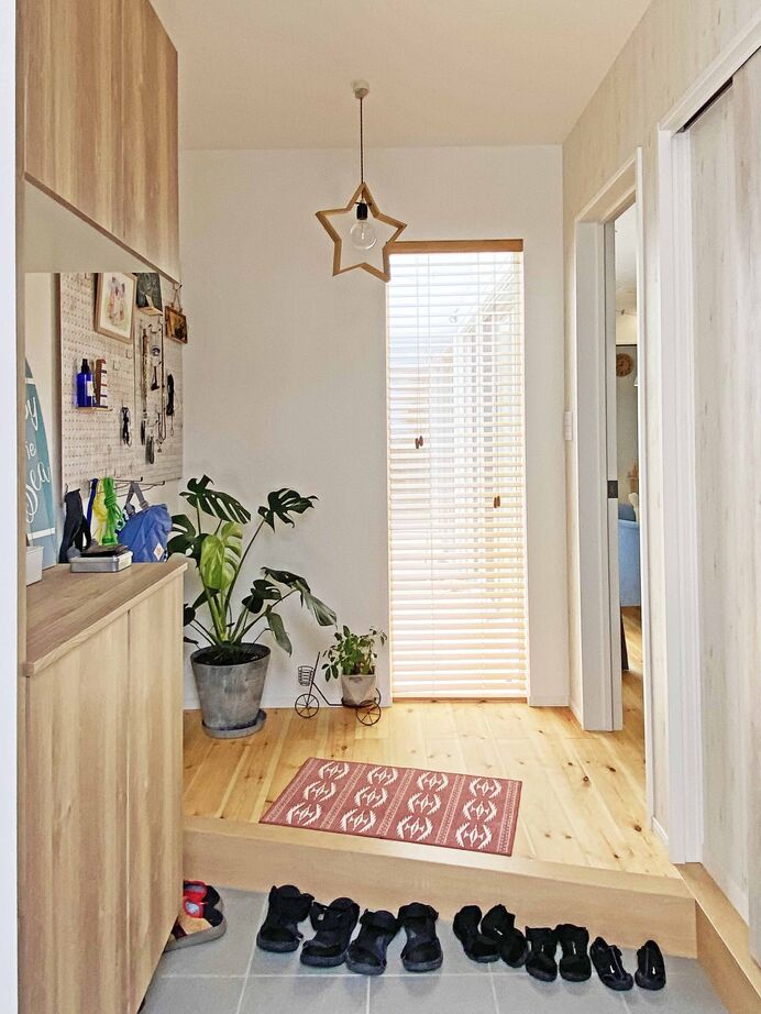 シーキューブ 【羽曳野市／約26坪の平屋／４LDK】ラクラク家事動線。ウッドデッキのある西海岸風の平屋の建築実例画像2