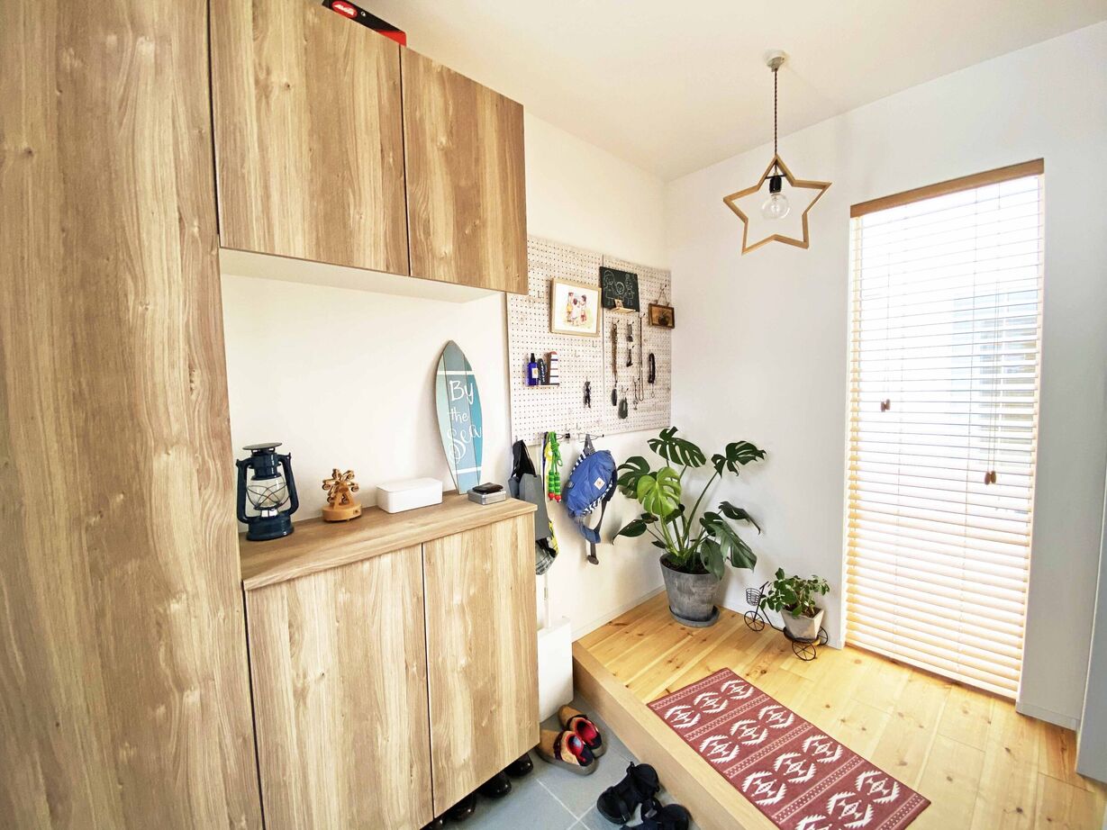 シーキューブ 【羽曳野市／約26坪の平屋／４LDK】ラクラク家事動線。ウッドデッキのある西海岸風の平屋の建築実例画像3