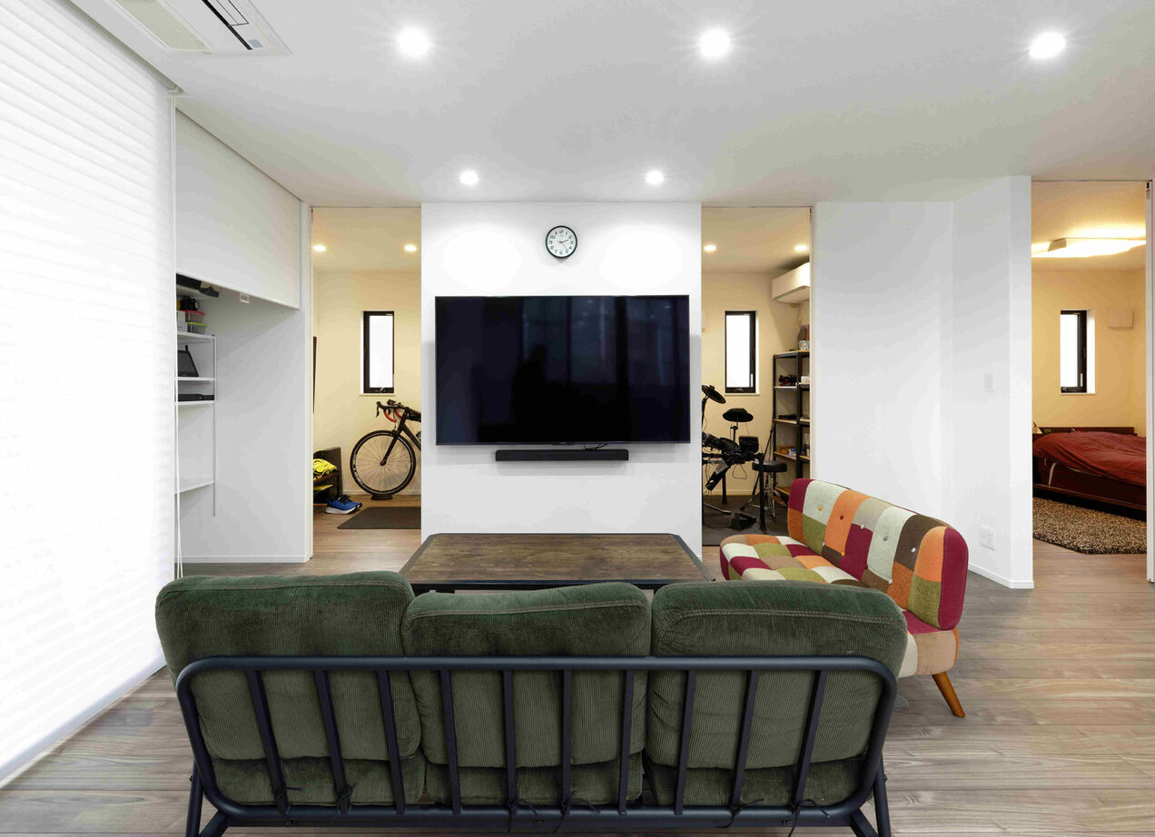 シーキューブ 【2000万円台/間取り図あり/ガレージ】機能性×ラグジュアリー。建築家と建てた美しい平屋の建築実例画像6