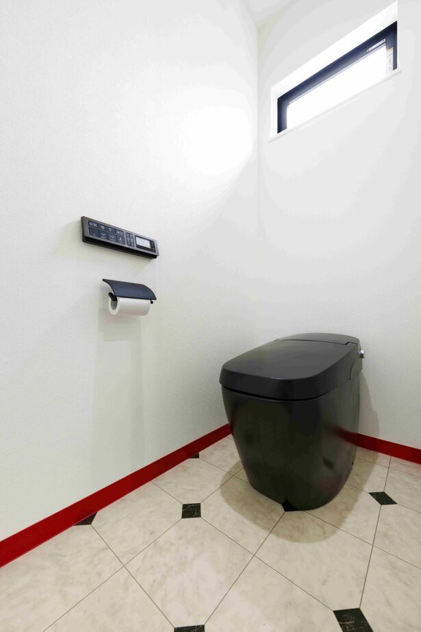 シーキューブ 【2000万円台/間取り図あり/ガレージ】機能性×ラグジュアリー。建築家と建てた美しい平屋の建築実例画像9