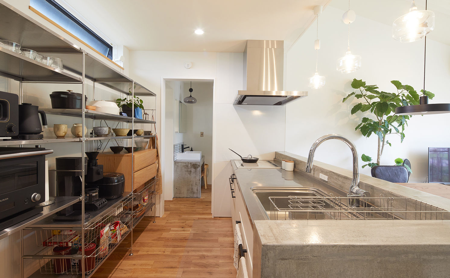 テクノホーム 【間取り図有】自分らしさを「本物」の素材で描く。緑・光・風に包まれる平屋で過ごす、スローライフな日々の建築実例画像9