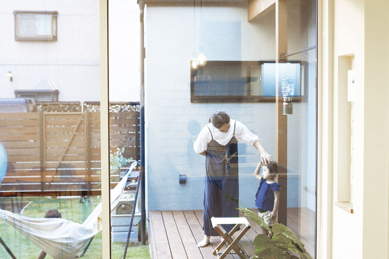 テクノホーム 【平屋/2000万円台/間取り図有】大きな中庭と薪ストーブがシンボルの、設計士と共に建てた家の建築実例画像2