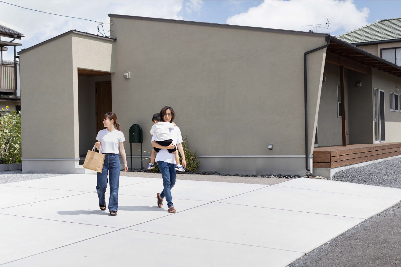 テクノホーム 【平屋/2000～2499万円/間取り図有】女性設計士目線の「便利」が満載！提案力で叶えた笑顔の平屋の建築実例画像