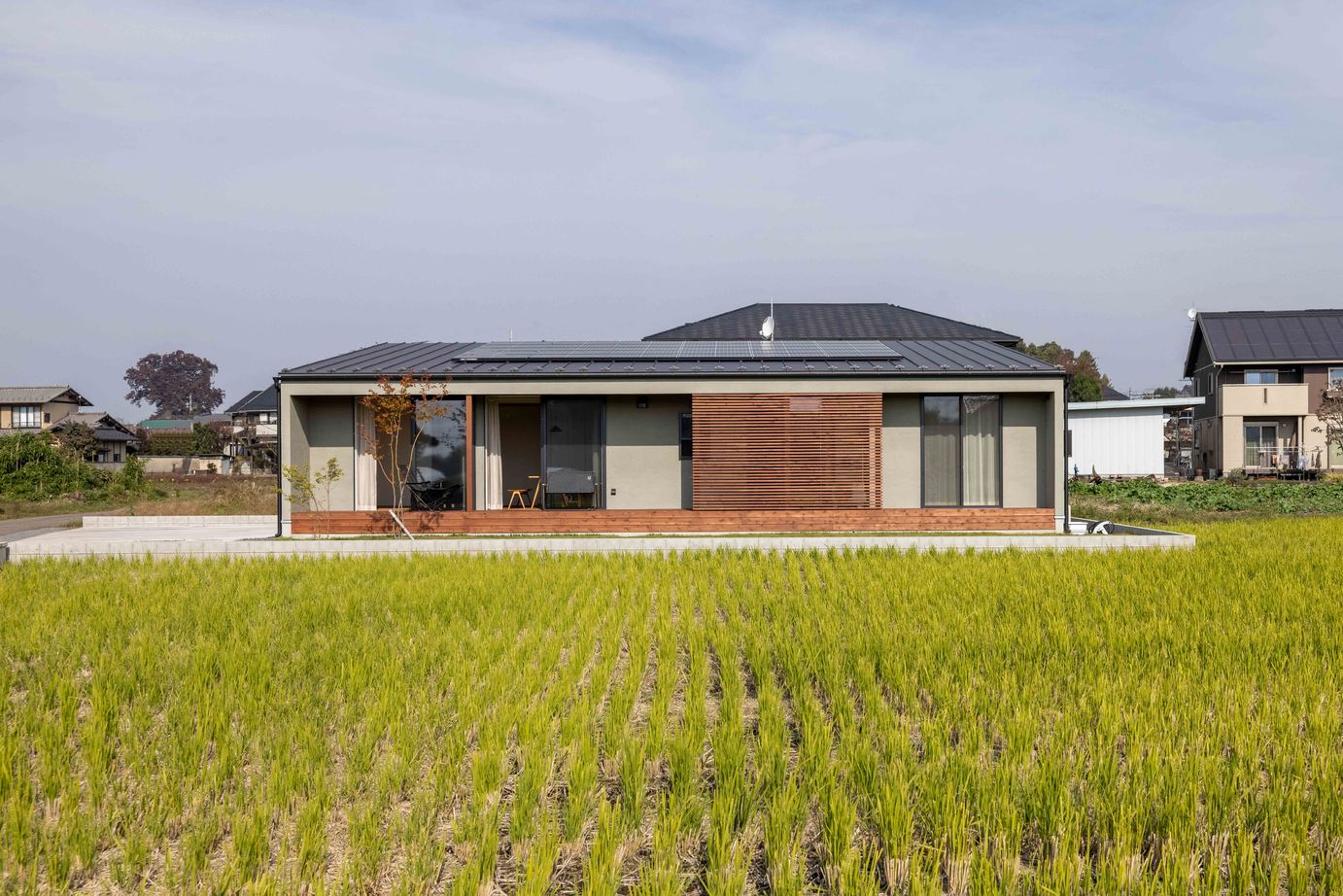 テクノホーム 【間取り図有】暮らして納得。心地よさの提案が随所にキラリ。心も体も豊かに暮らせる平屋の建築実例画像