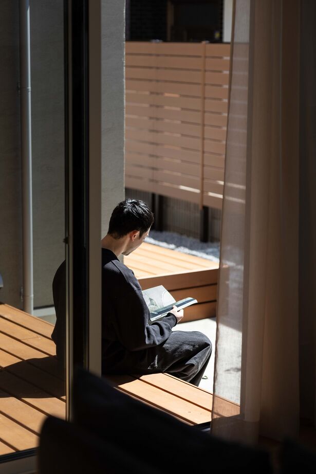 テクノホーム 【間取り図有】完成された美しさを放つ外観とLDK が吹き抜ける開放的な家の建築実例画像4