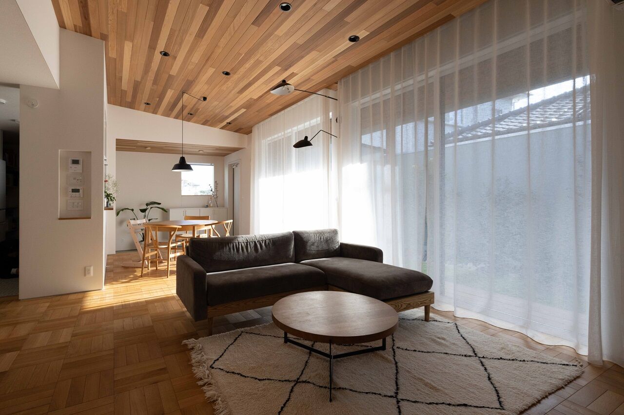 テクノホーム 【30坪の平屋】家庭円満、家事ラク工夫満載の中庭がある木の香り漂う家の建築実例画像