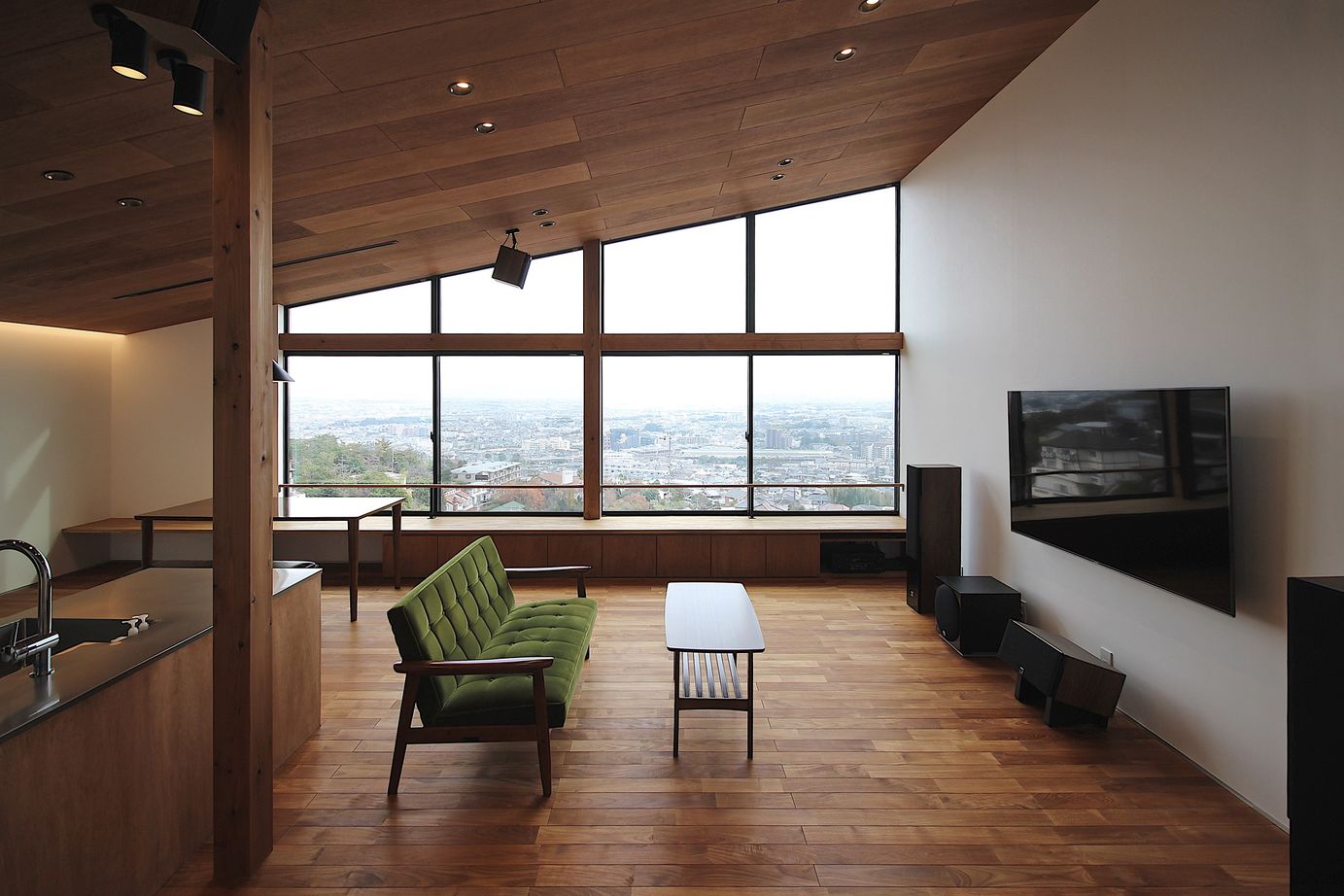 Grand Living（グランリビング） 『美景』【宝塚市/2000万円台/30坪/２階リビング/勾配天井/造作キッチン】の建築実例画像3