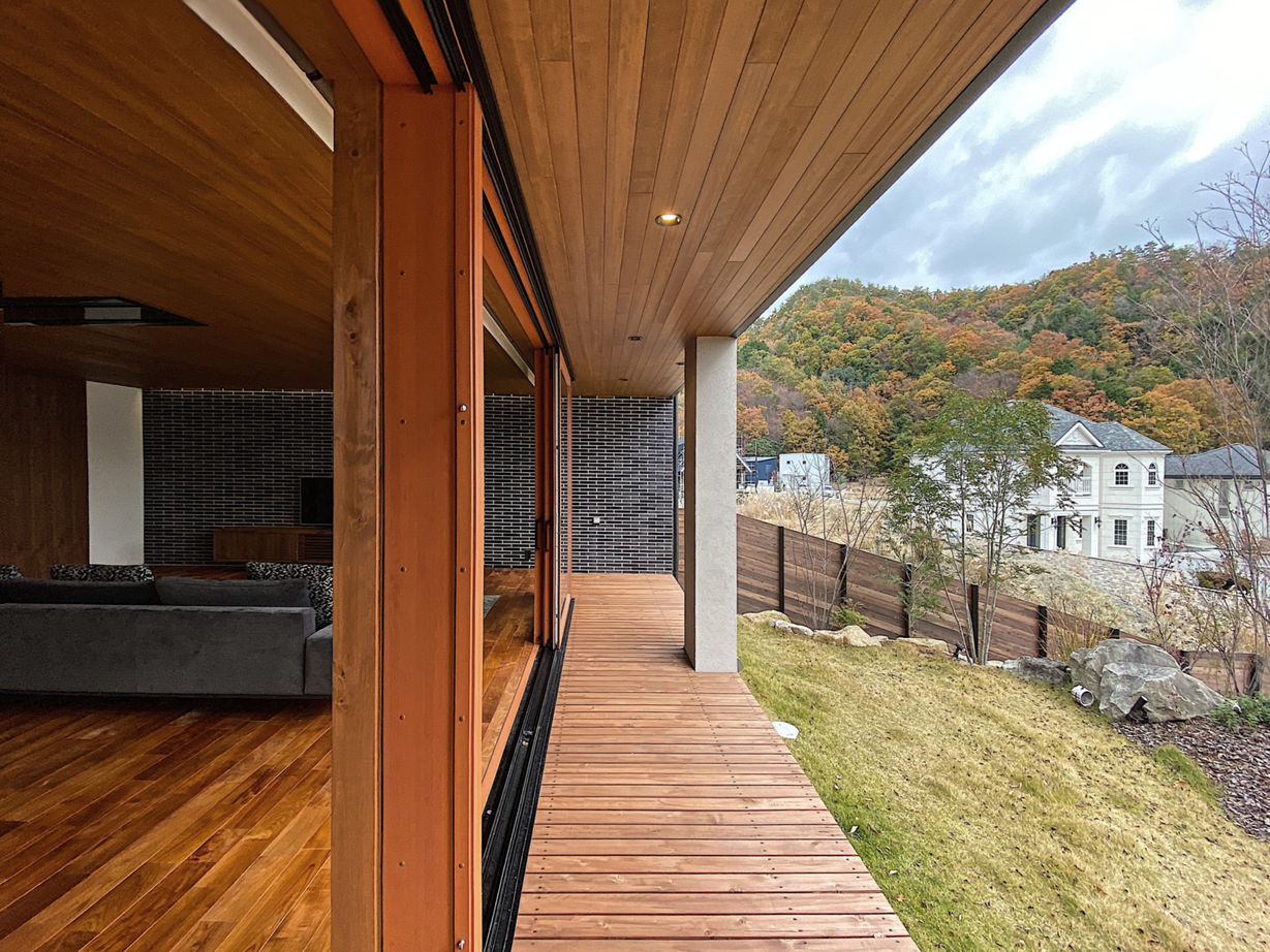 Grand Living（グランリビング） 『風雅』【箕面市/中庭/4000万円台/約70坪/大開口/ウッドデッキ/造作キッチン】の建築実例画像9