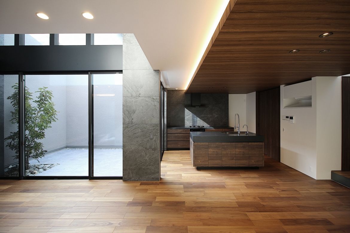 Grand Living（グランリビング） 『INSIDE』【大阪/3000万円台/インナーガレージ/中庭/長期優良住宅/耐震等級３】の建築実例画像2