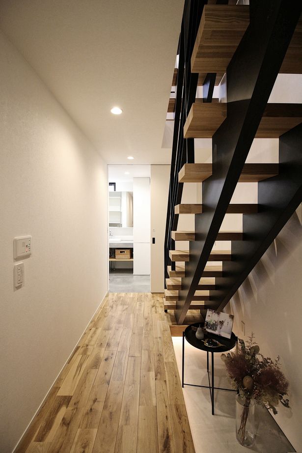 Grand Living（グランリビング） 『inegal』【大阪市/2000万円台/狭小地/ビルトインガレージ/３階建て】の建築実例画像10