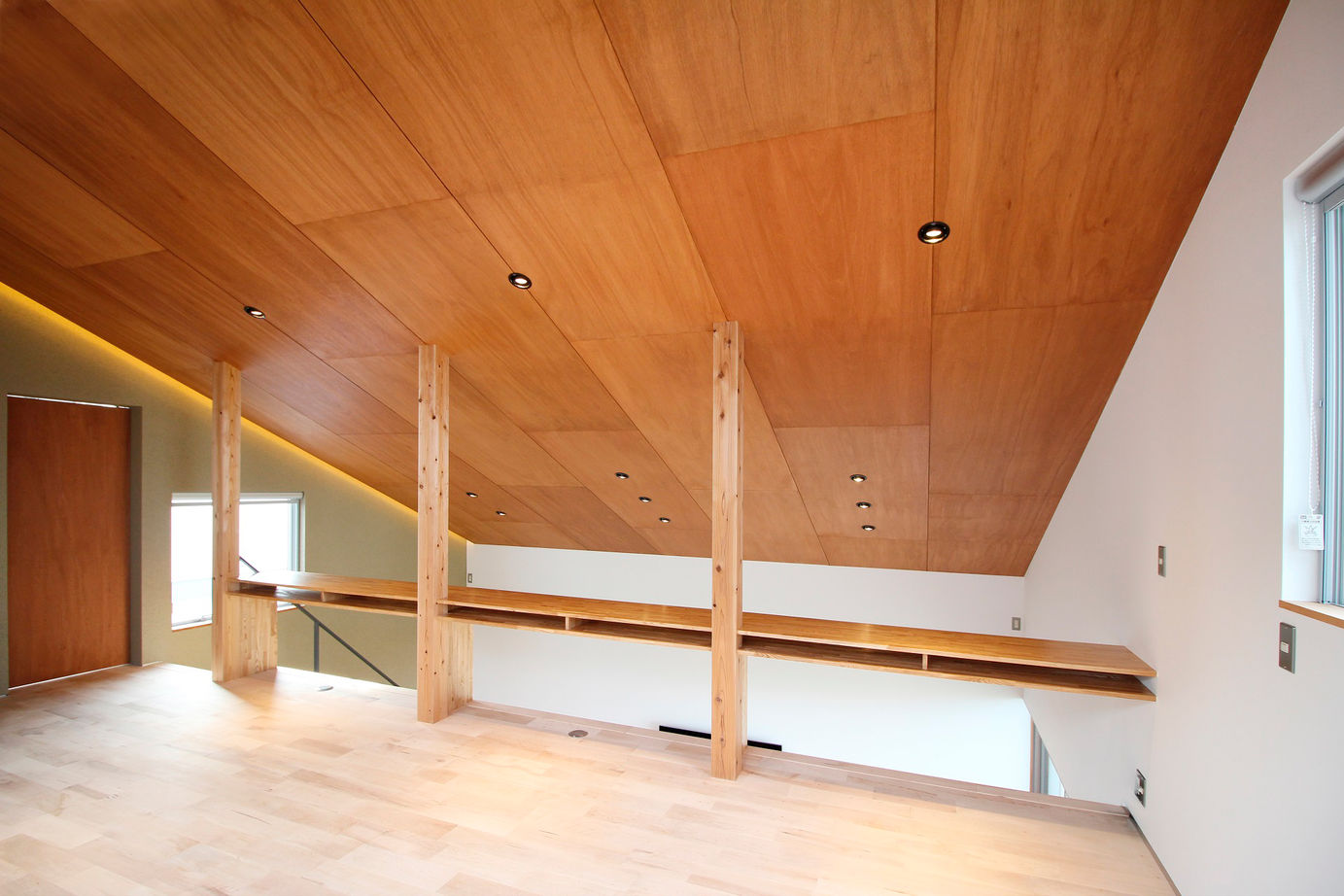 Grand Living（グランリビング） 『KERF』【大阪府／2000万円台／勾配天井／ロフト／蓄熱暖房／間取り図あり】の建築実例画像7