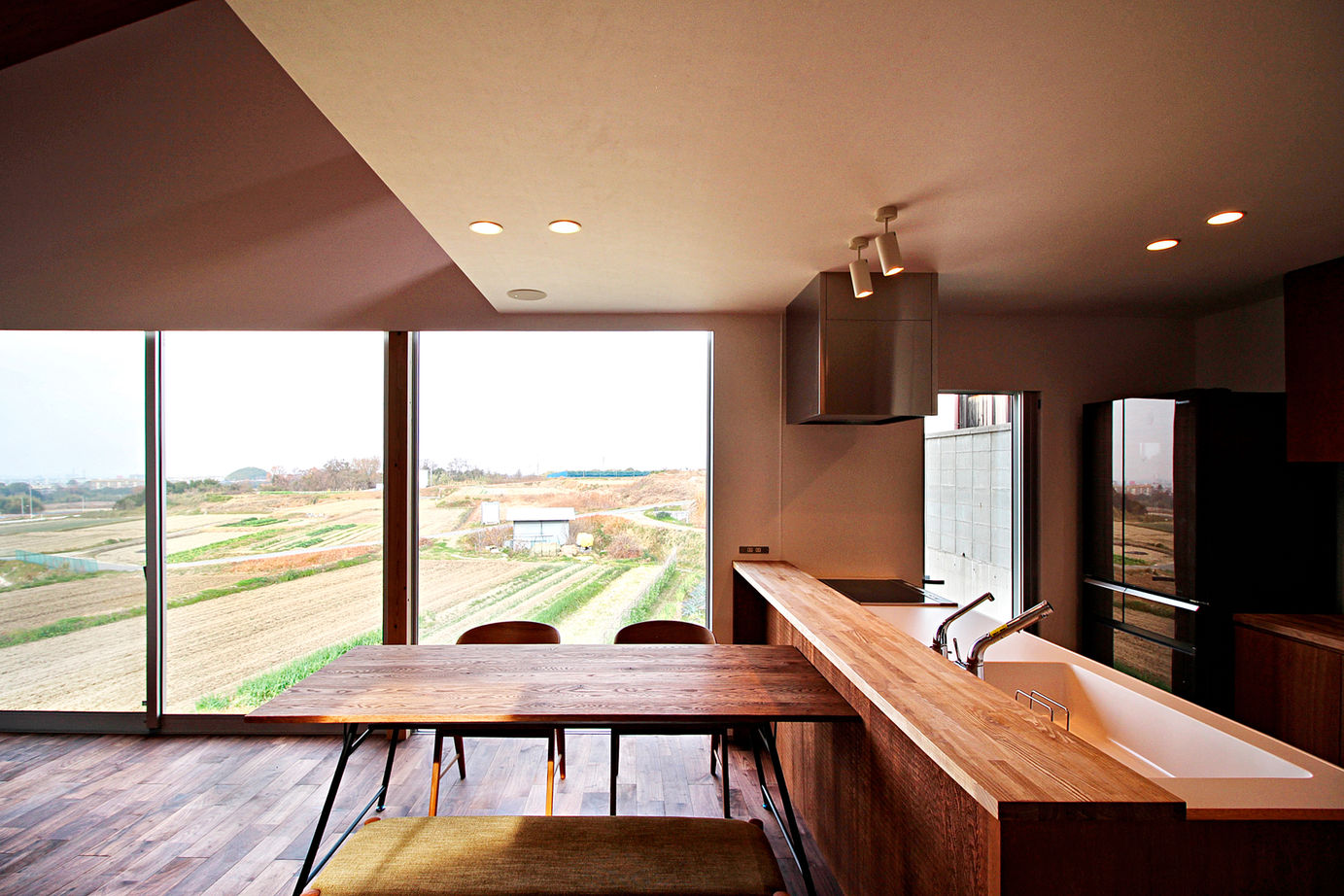 Grand Living（グランリビング） 『KERF』【大阪府／2000万円台／勾配天井／ロフト／蓄熱暖房／間取り図あり】の建築実例画像9