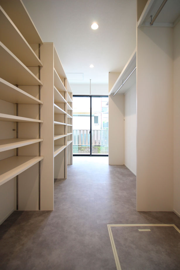 Grand Living（グランリビング） 『maestoso』【大阪府／3000万円台／アイランドキッチン／ファミリークロゼット／書斎】の建築実例画像5