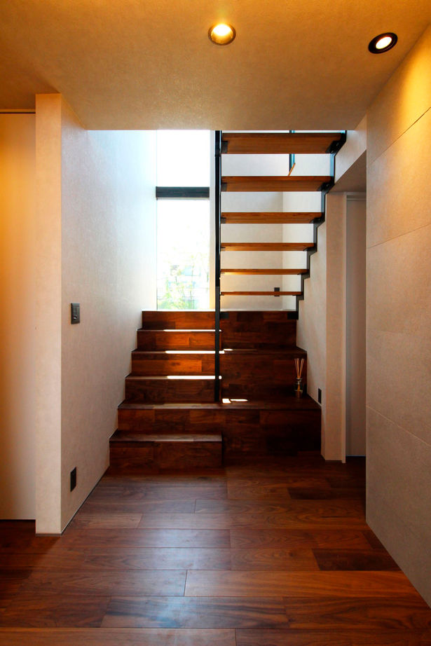 Grand Living（グランリビング） 『TWO BLOCKS』【大阪府／2000万円台／2階リビング／キューブ型外観／スタディルーム】の建築実例画像4