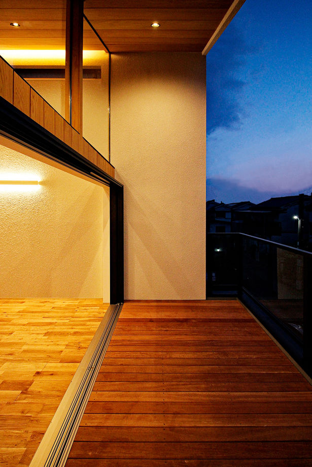 Grand Living（グランリビング） 『BASE』【大阪府／2000万円台／造作家具／壁付けキッチン／ガラス張り／2階ウッドデッキ】の建築実例画像10