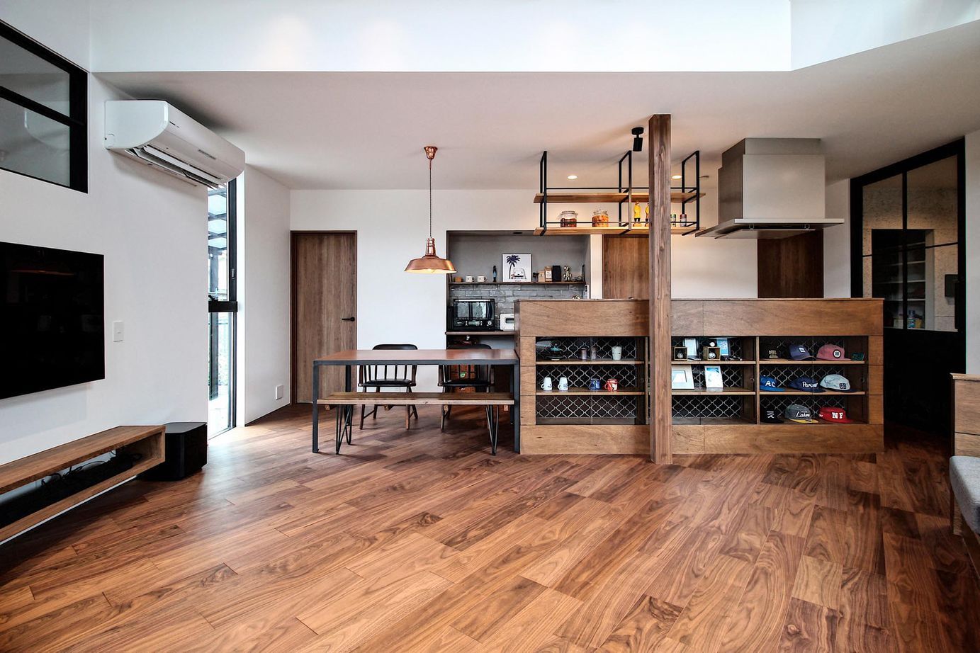 Grand Living（グランリビング） 『Chillax』【兵庫県／2000万円台／和室ワークスペース／造作家具／インダストリアルデザイン】の建築実例画像2