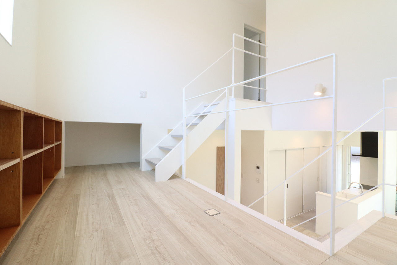 十和建設（TOWA＋） 【酒田市/1500～1999万円】デザイン性豊かなスキップフロアがあるインオーガニック（無機質）な家の建築実例画像6