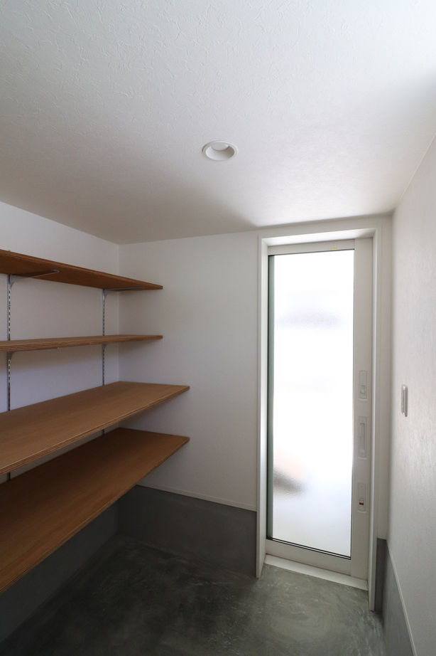 十和建設（TOWA＋） 【酒田市/1500～1999万円】デザイン性豊かなスキップフロアがあるインオーガニック（無機質）な家の建築実例画像8