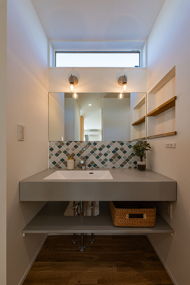 NOVEL  HOUSE 家族が快適に暮らせる天井高で開放感のある家の建築実例画像6