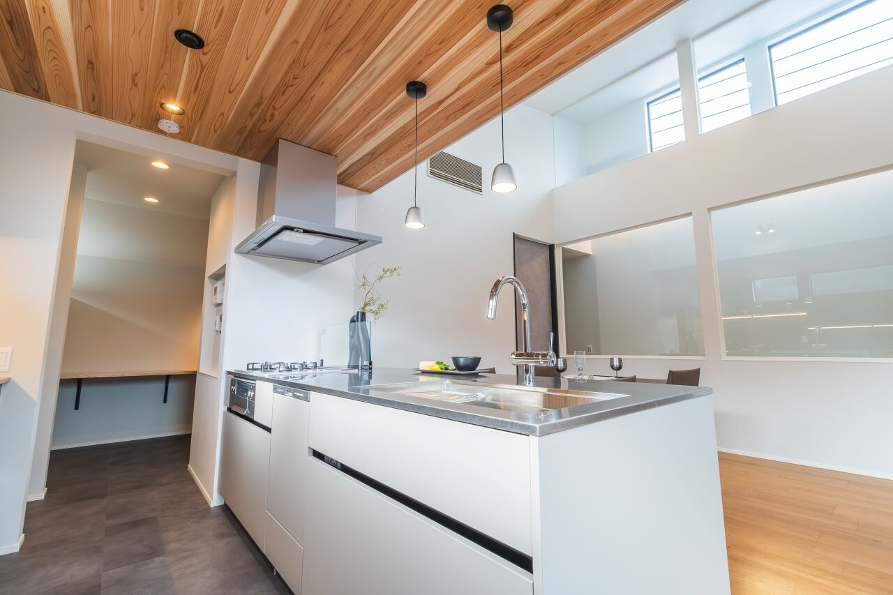 ハビの家 【39.7坪/ガレージ/間取り有】箱を重ねたような外観デザインや間取りの工夫で、光が降り注ぐ明るい家にの建築実例画像3