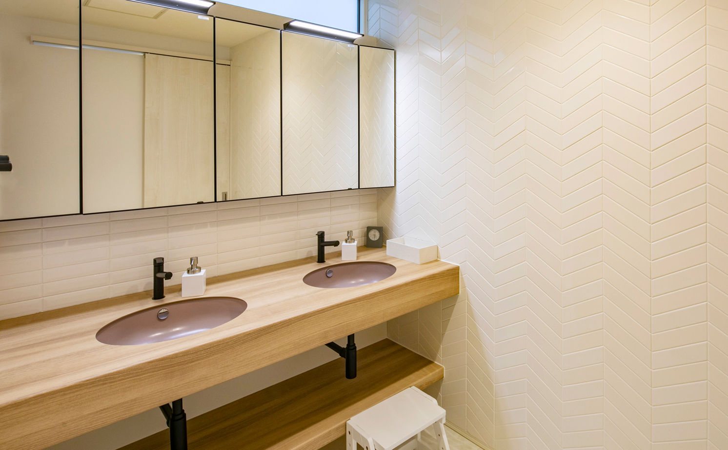 クレバリーホーム/住生活研究所 【ガレージハウス＆全館空調｜4000万円台～】まるでリゾートホテル「暮らしやすさにもこだわりました」の建築実例画像20