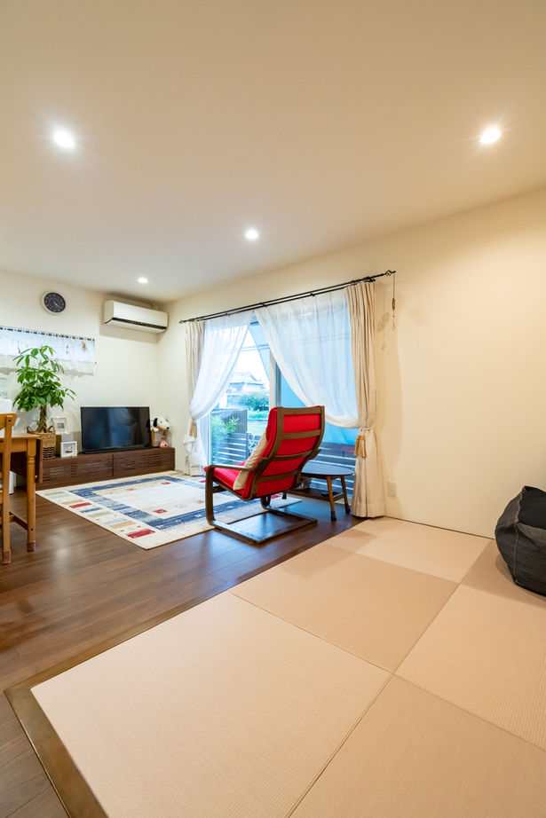 クレバリーホーム/住生活研究所 【平屋｜1000万円台｜間取り有】コンパクトでもLDKは広々！働く「おひとりさま」のカフェ風家事ラク平屋の建築実例画像3