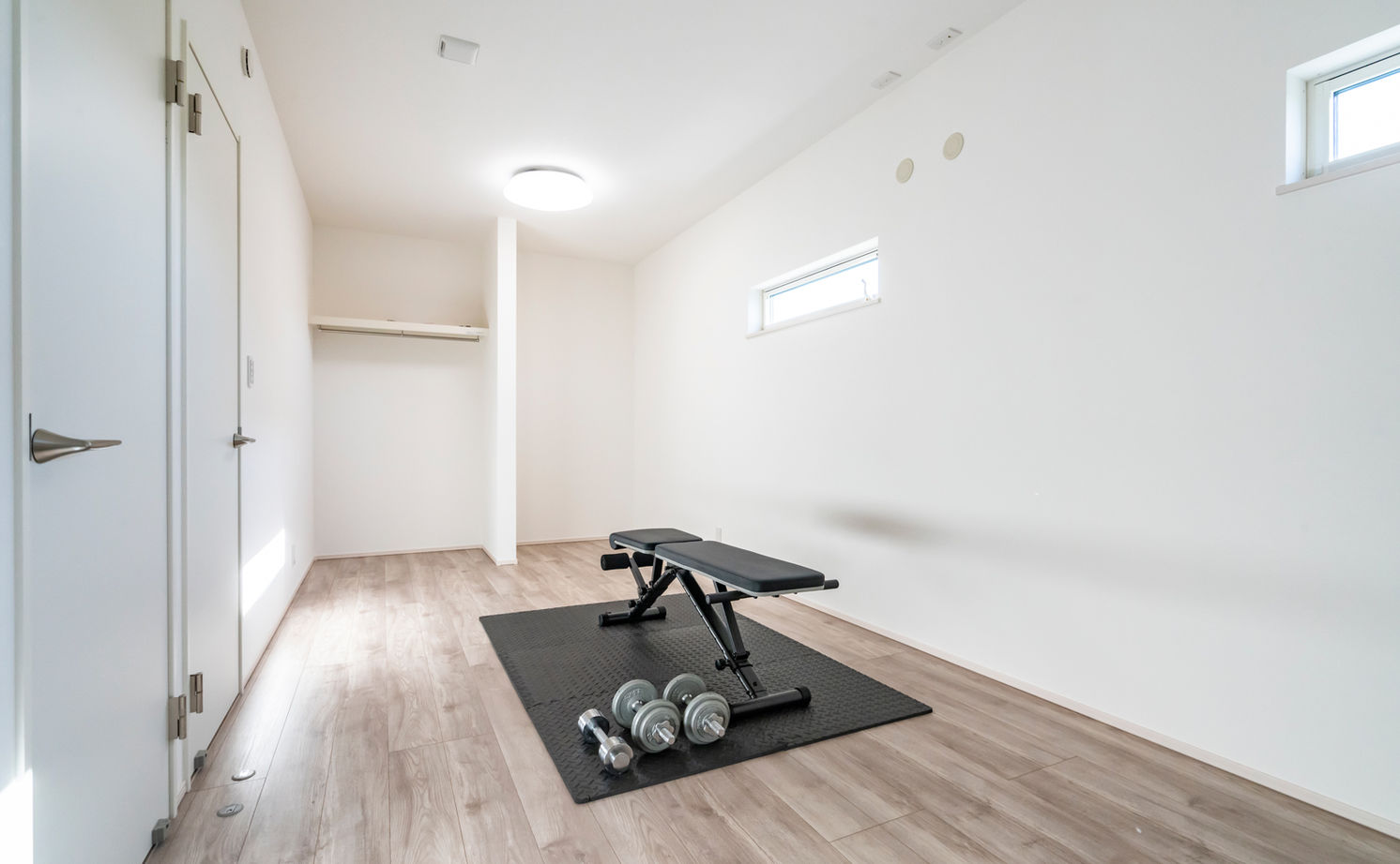 クレバリーホーム/住生活研究所 【一宮市｜2000万円台｜30坪の平屋】LDKは20帖！コンパクトな平屋のお手本のようなムダのない間取りの建築実例画像20