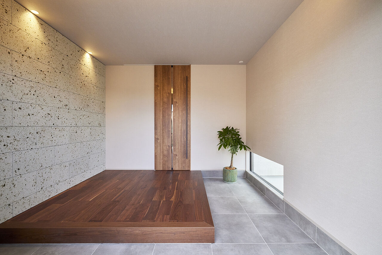 クレバリーホーム/住生活研究所 【三重県｜平屋×店舗併用住宅】タイルをアクセントにした高級感あるインテリア。店舗は明るく優しい雰囲気の建築実例画像6