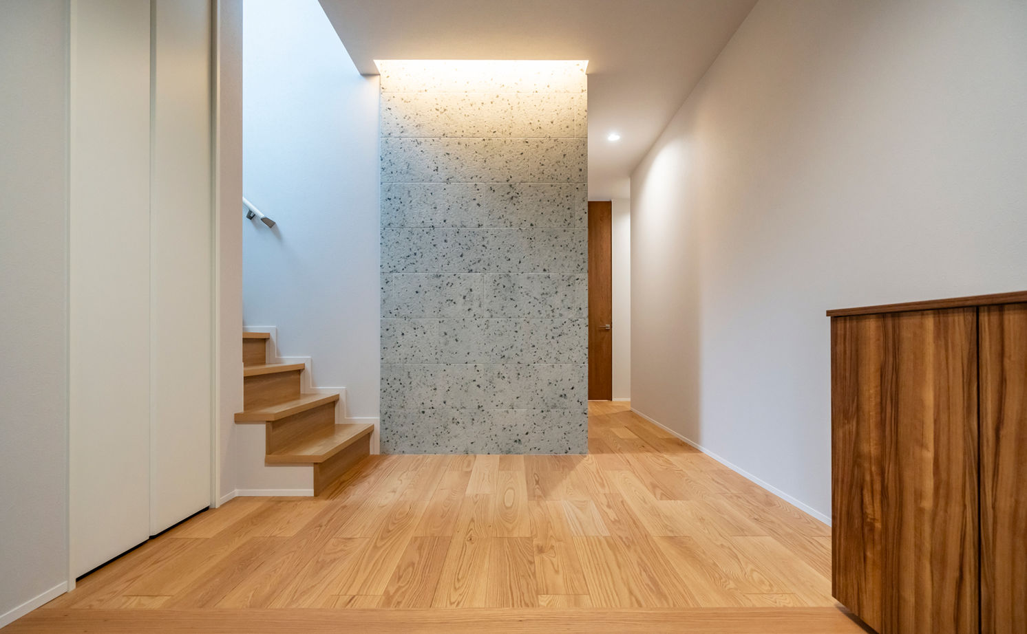 クレバリーホーム/住生活研究所 【岐阜県｜40坪台｜3000万円台｜間取り有】シンプルで暮らしやすい家にはプロならではのアイデアが満載！の建築実例画像3