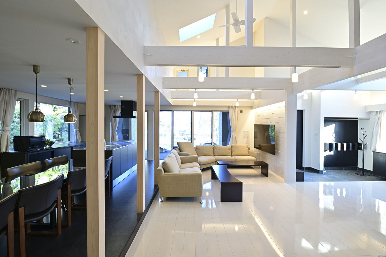 ASOLIE | ミラタップ 【ハイグレード・間取り図あり】大胆な窓デザインでライトアップも美しい別荘の建築実例画像2