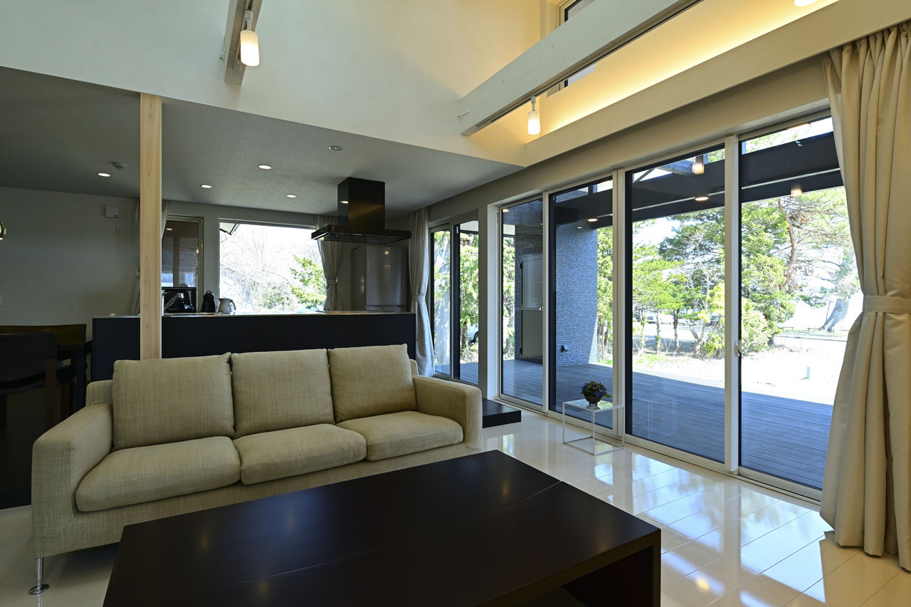 ASOLIE | ミラタップ 【ハイグレード・間取り図あり】大胆な窓デザインでライトアップも美しい別荘の建築実例画像4