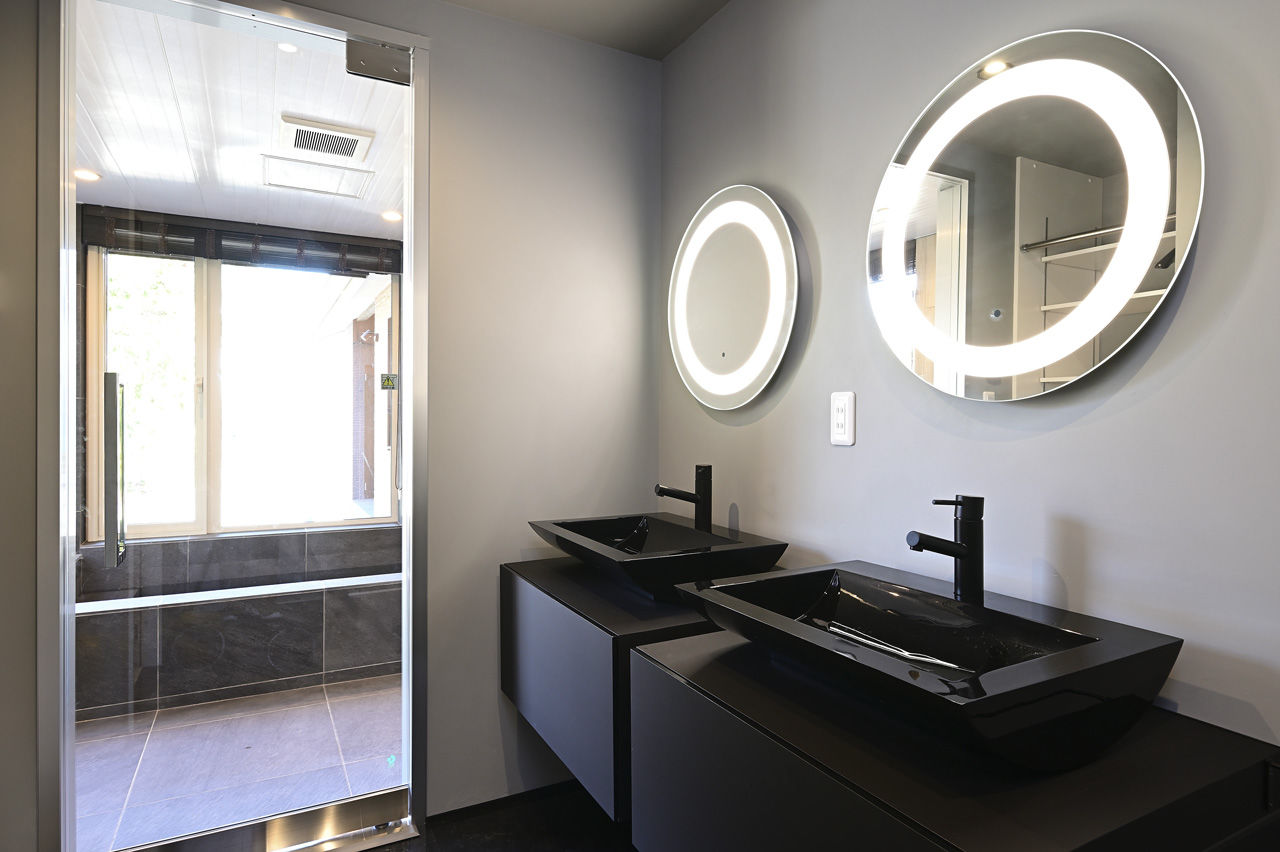 ASOLIE | ミラタップ 【ハイグレード・間取り図あり】大胆な窓デザインでライトアップも美しい別荘の建築実例画像7