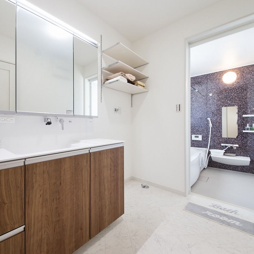 グッドリビング 【1000万円台】開放感のあるリビングには広々ウッドデッキ！収納充実でママ大満足のチューブ型の家の建築実例画像6