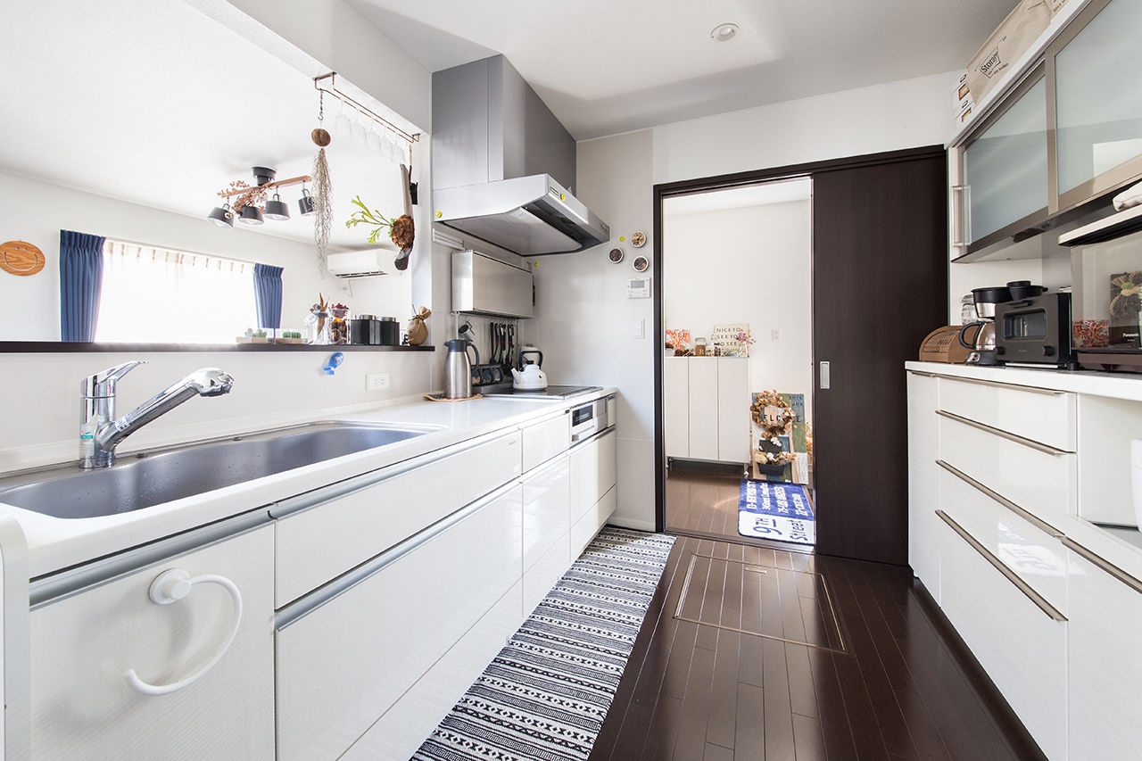 グッドリビング 【1000万円台｜間取り図有】グリーンやオリジナルアイテムで彩る、究極のシンプルモダン・スタイルの建築実例画像9