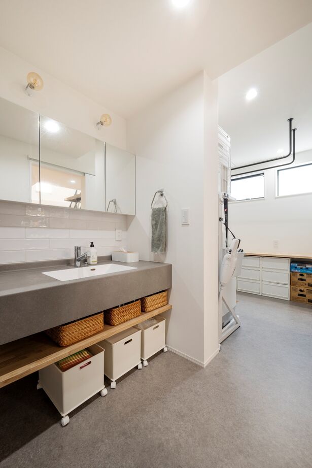 建築のひら木 一級建築士事務所 【UA値0.44 C値0.32/ZEH】期待通りの住宅性能と家事ラクを実現した「安心して暮らせる」スタイリッシュな家の建築実例画像5