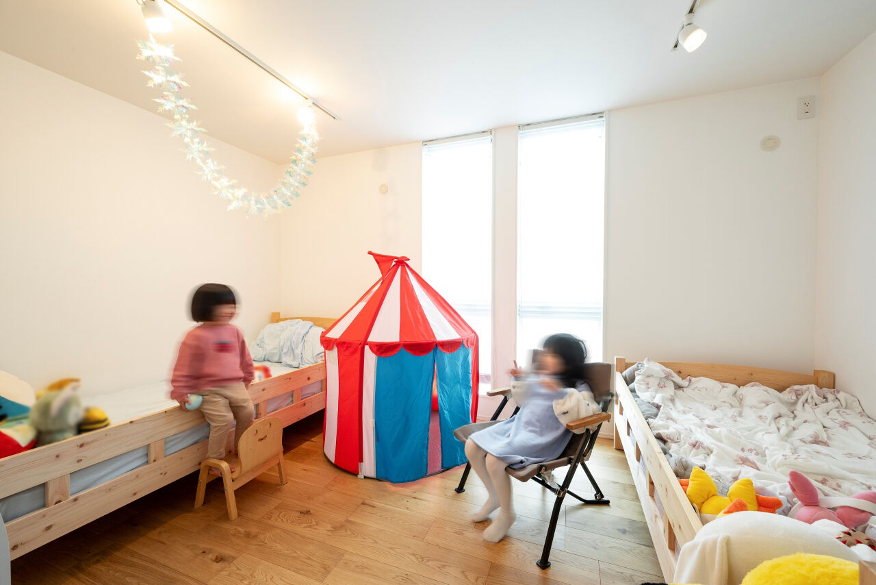 建築のひら木 一級建築士事務所 【UA値0.44 C値0.32/ZEH】期待通りの住宅性能と家事ラクを実現した「安心して暮らせる」スタイリッシュな家の建築実例画像9