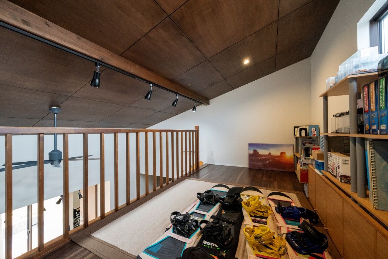 建築のひら木 一級建築士事務所 【UA値0.45 C値0.44/高気密・高断熱住宅】バリアフリーに配慮した快適でスタイリッシュな平屋の住まいの建築実例画像7