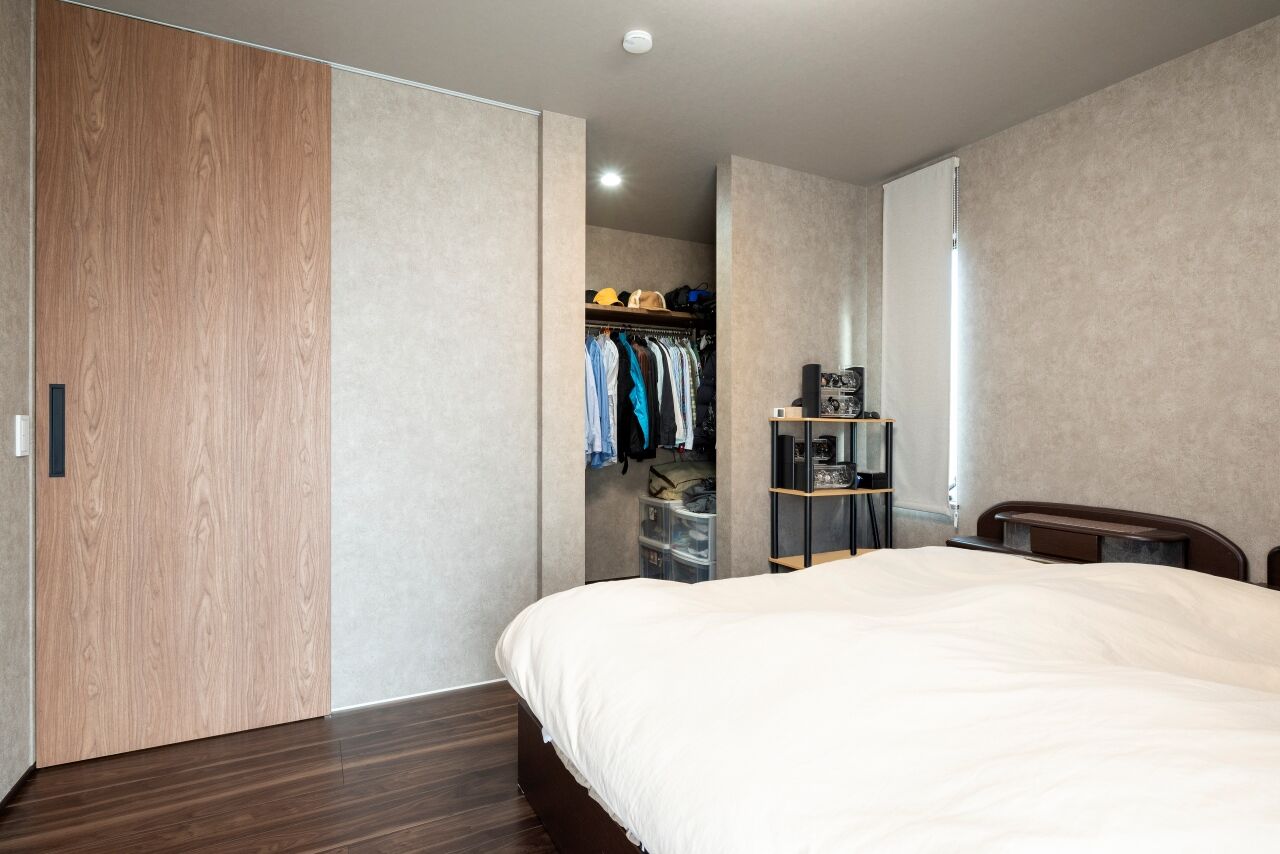 建築のひら木 一級建築士事務所 【UA値0.45 C値0.44/高気密・高断熱住宅】バリアフリーに配慮した快適でスタイリッシュな平屋の住まいの建築実例画像8