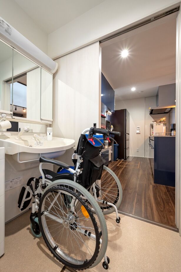 建築のひら木 一級建築士事務所 【UA値0.45 C値0.44/高気密・高断熱住宅】バリアフリーに配慮した快適でスタイリッシュな平屋の住まいの建築実例画像10