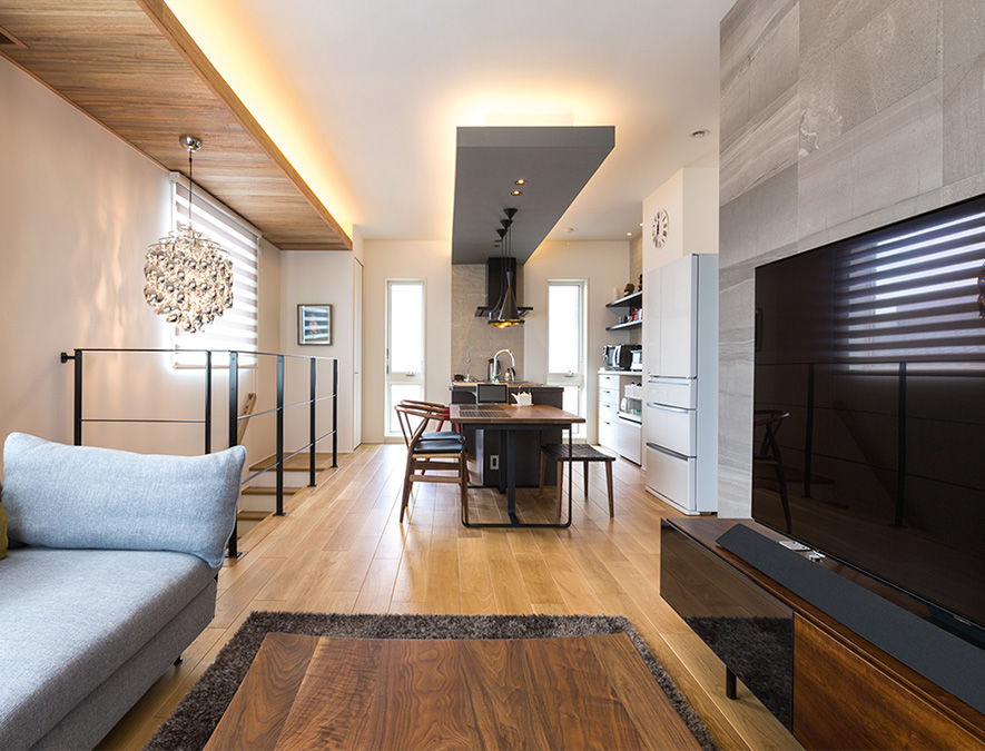 ダイワハウス 【77坪/両親+夫婦+子ども2人/間取り図あり】広いデッキで2棟がつながる隣居の二世帯住宅の建築実例画像2