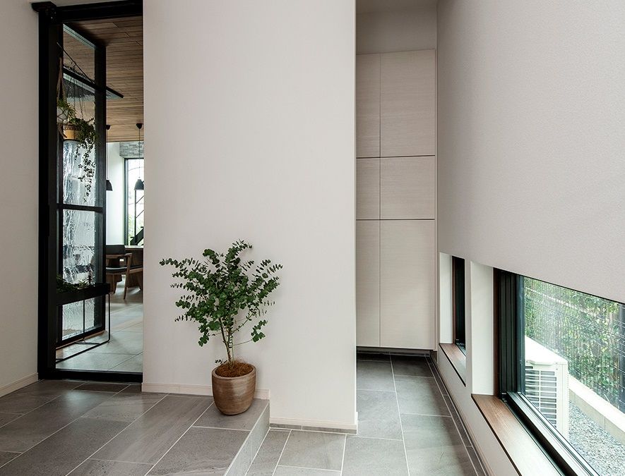 ダイワハウス 【36坪/夫婦＋犬1匹/間取り図あり】無垢板張り天井の大空間LDK　天然木とタイルが調和するシックモダンな家の建築実例画像5