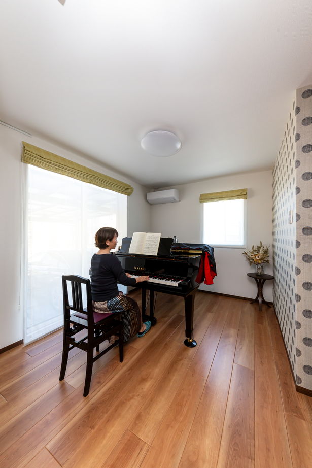 ダイワハウス 【52坪/夫婦/間取り図あり】ビルトインガレージの愛車を眺めて暮らす家　写真9点掲載の建築実例画像6