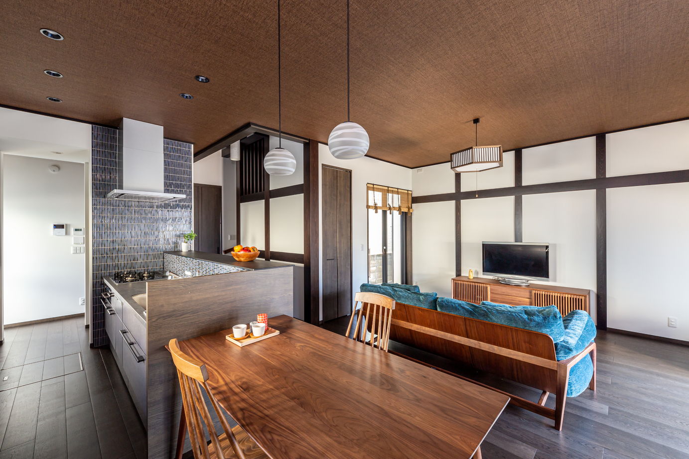 ダイワハウス 【43坪/夫婦＋子ども1人/間取り図あり】古民家の味わい深い佇まいを再現した趣ある家　写真10点掲載の建築実例画像1