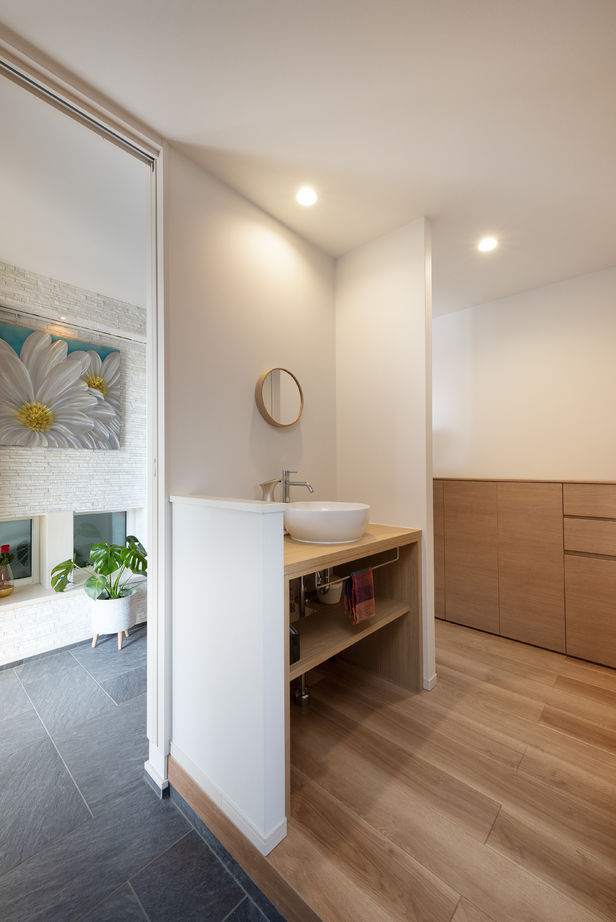 ダイワハウス 【55坪/夫婦＋子ども3人/間取り図あり】都市の家族時間を豊かに育む3階建ての家　写真９点掲載の建築実例画像6