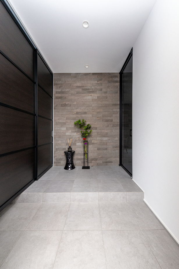 ダイワハウス 【37坪/夫婦/間取り図あり】　中庭を囲むタイルフロアのモダンな家　写真10点掲載の建築実例画像10