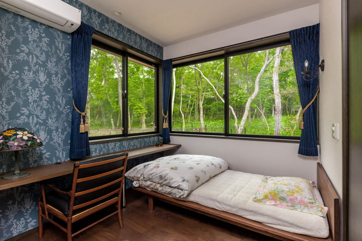 ダイワハウス 【28坪/夫婦＋犬/間取り図あり】森に抱かれて四季の自然を楽しむ平屋の別荘　写真7点掲載の建築実例画像7