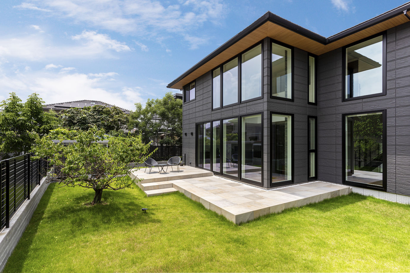 ダイワハウス 【47坪/夫婦/間取り図あり】　吹き抜けに連続窓がダイナミックに映える家　写真８点掲載の建築実例画像7